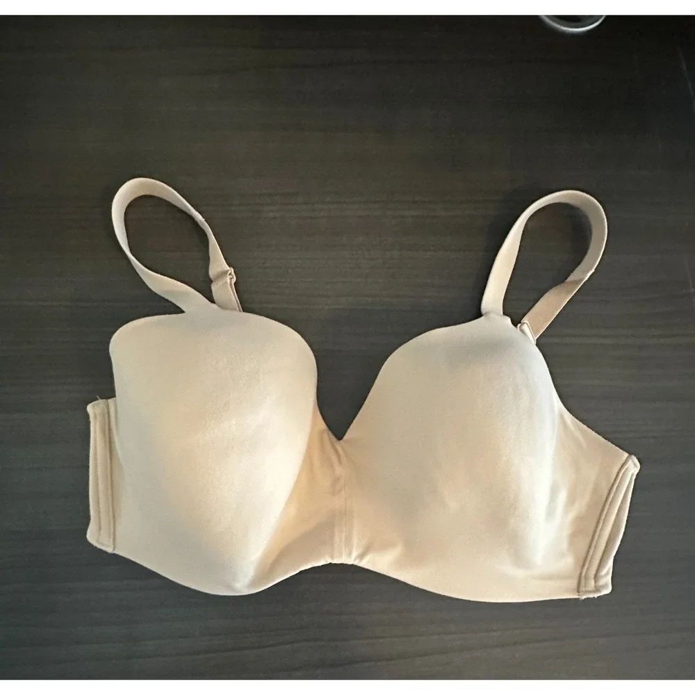 Lot of 2 Wacoal Wire Free T-Shirt Bra 36D Gray Nude Lined Seamless Comfort